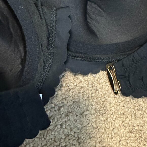 BOGO: Victoria's Secret The Getaway Halter Black Crochet Bikini Top Size 32DDD - Picture 4 of 5